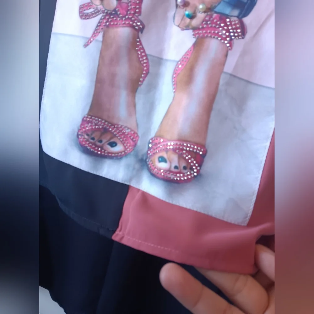 Stylish Black and Pink Women's Top - Picture 2 of 6